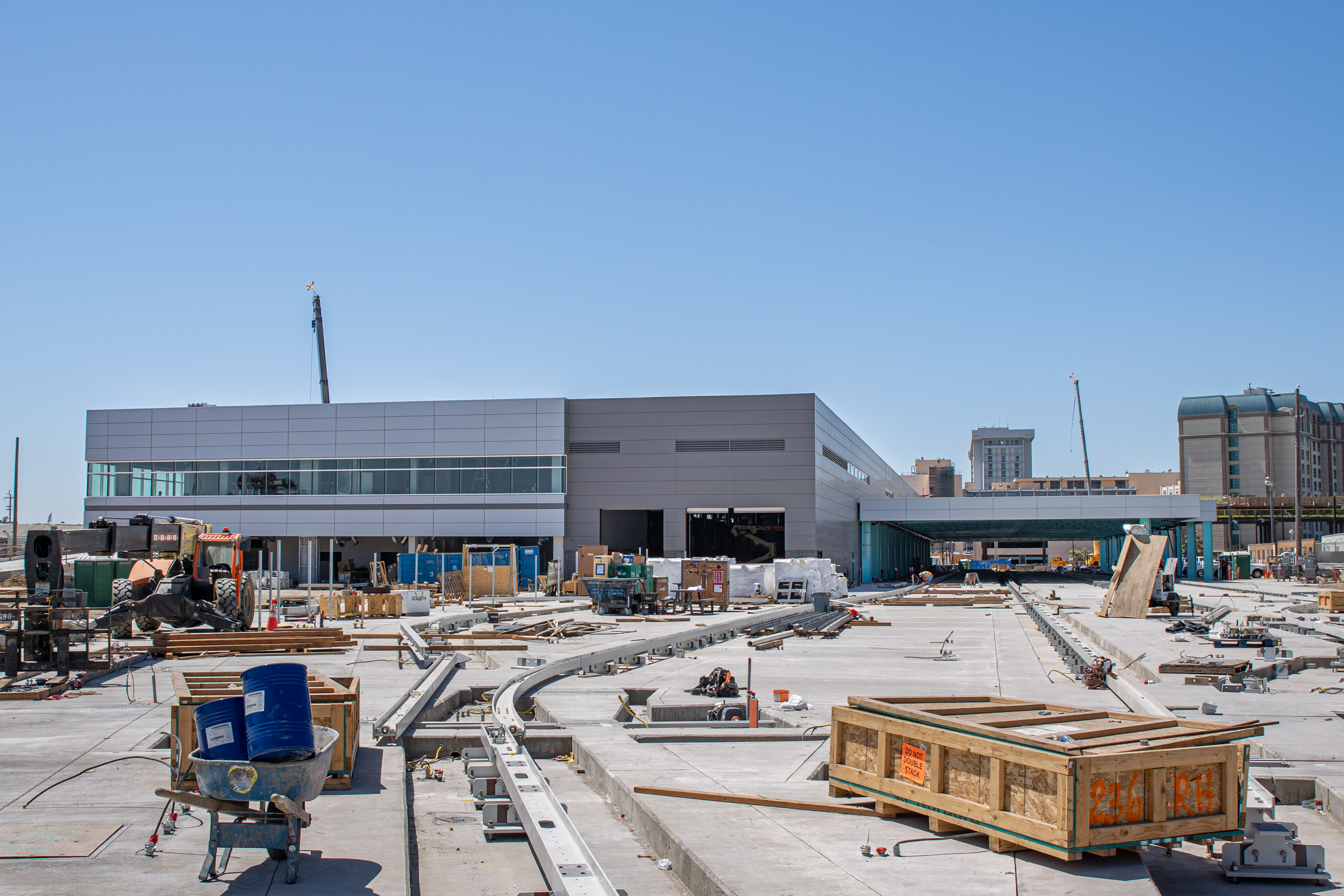 Track switches leading to the Maintenance and Storage Facility maintenance bays reveal the future path of travel for the trains coming into the facility. 